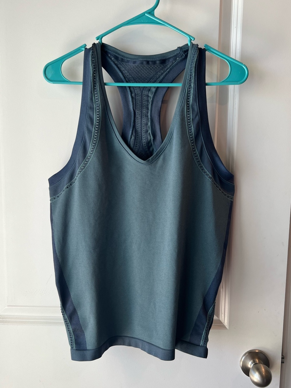 Athleta Allyson Felix compressor Racerback Tank Top - Slate Blue. Large